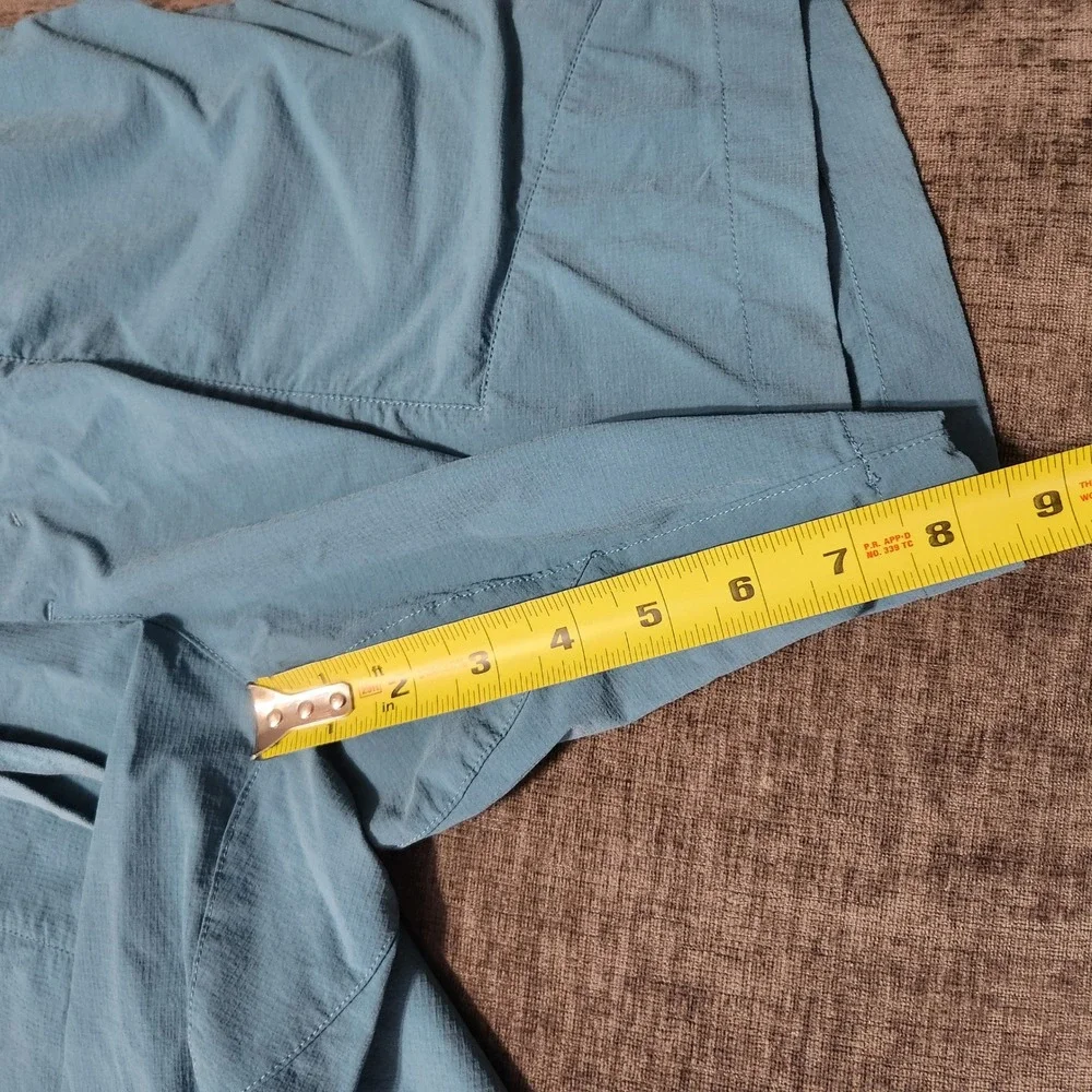 Lululemon BOWLINE Shorts 5" Men's Medium Teal Lightweight Stretch Athleisure - Picture 6 of 7